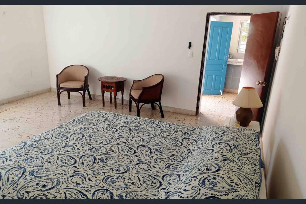 La Casa Amarilla Frente Al Mar Villa Chelem Kültér fotó
